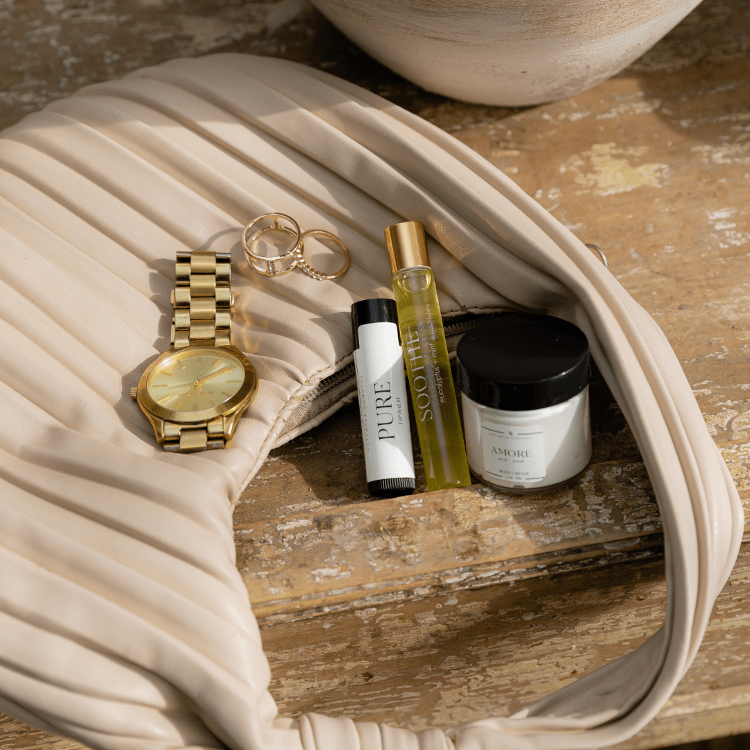 FREE GIFT W/ $75+ PURCHASE